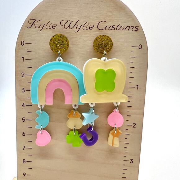 Lucky Charms Earrings - St Patricks Earrings - Rainbow Earrings - Cereal Earring - Picture 10 of 10
